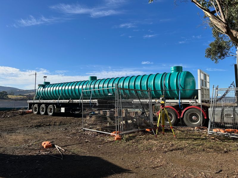 Tank installation